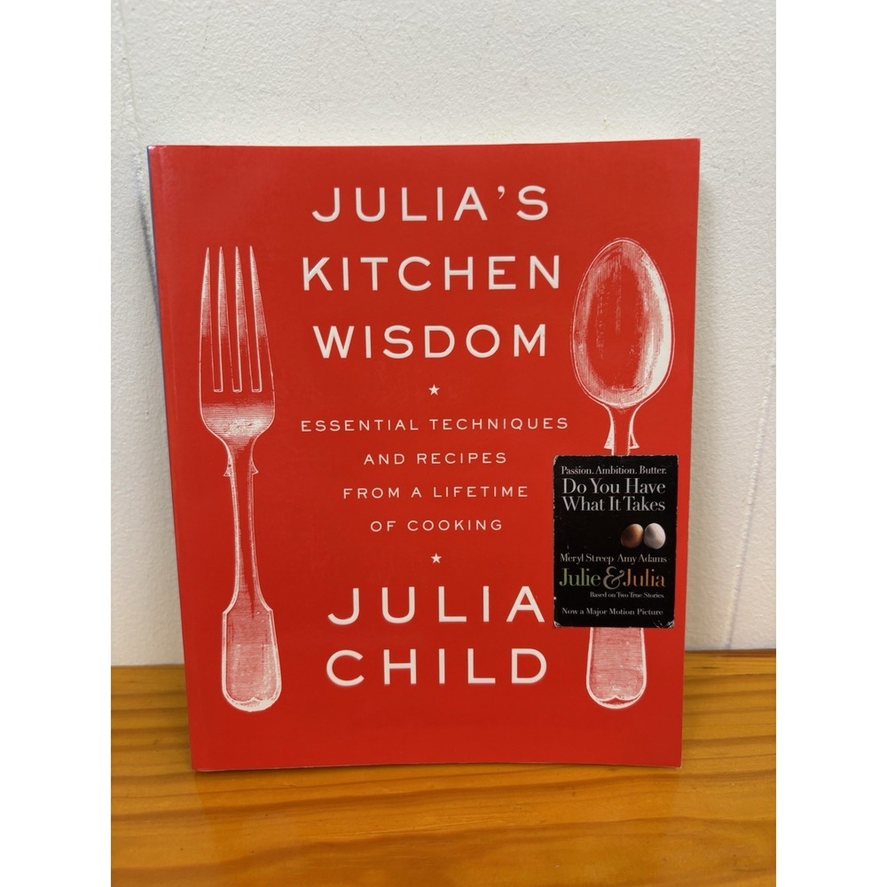 Julia's Kitchen Wisdom Essential Techniques And Recipes - Julia Child - Soft